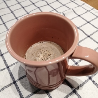 コーヒーをお湯で溶かさず、直接豆乳に入れたのは初めてでしたが、とっても濃厚になりますね♪はちみつの優しい甘さもすごくおいしかったです☆